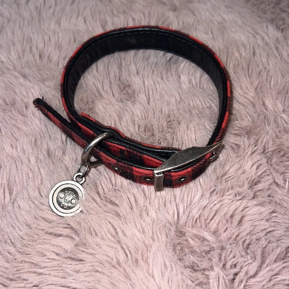 Bond & Co. red & black buffalo plaid flannel style dog pet collar .75” thick​